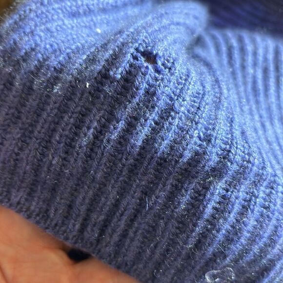 Johnstons of Elgin 100% cashmere made in Scotland blue ribbed knit button front - Picture 6 of 6